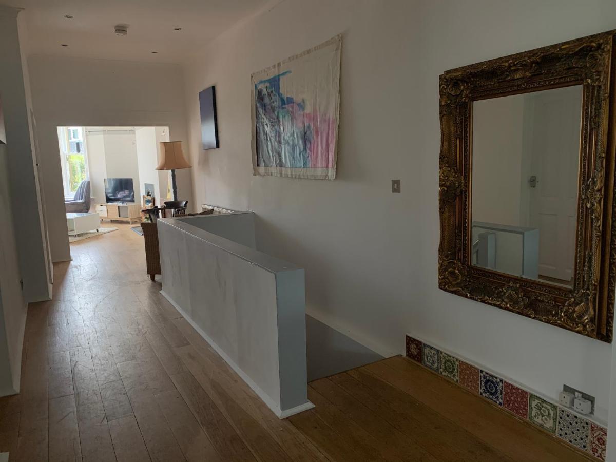 Spacious With Spectacular Views And Private Garden Villa Buxton  Esterno foto